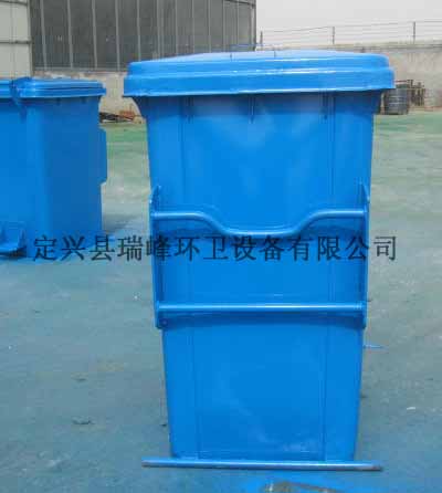 鐵質垃圾桶